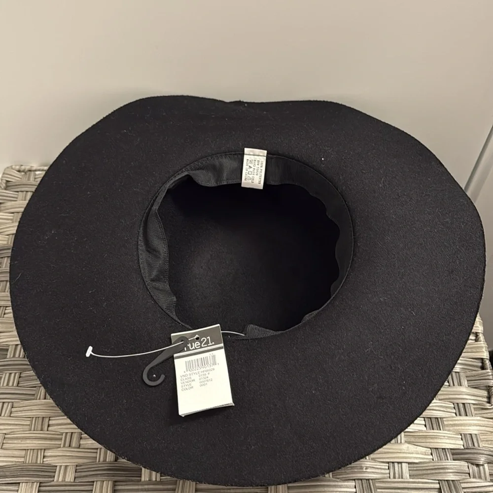 Rue21 Black Wide-Brim Hat - Picture 4 of 4